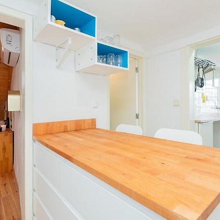 ליסבון Attic Apartment With Balcony In Bairro Alto מראה חיצוני תמונה