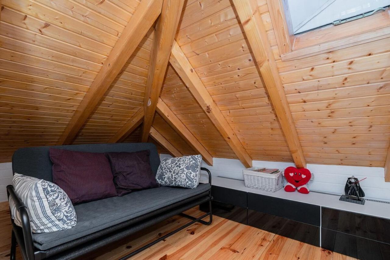 ליסבון Attic Apartment With Balcony In Bairro Alto מראה חיצוני תמונה